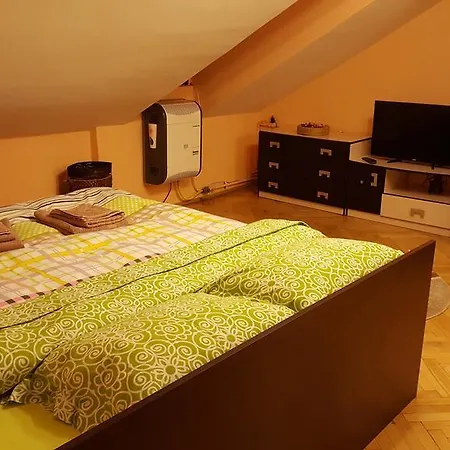 Apartman Piata Sfatului - Brassó