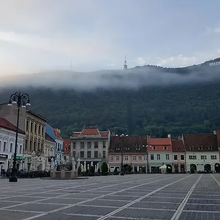 Apartament Piata Sfatului -