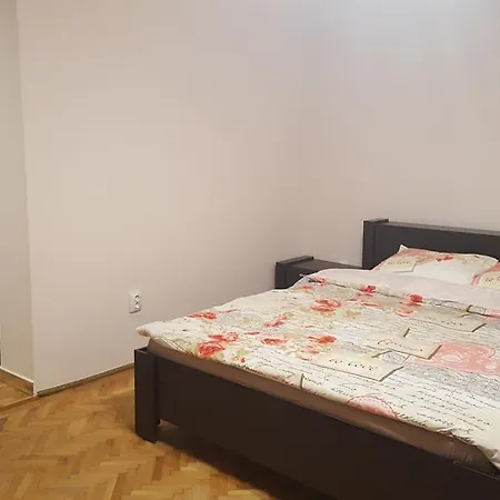 Piata Sfatului - Apartamento *